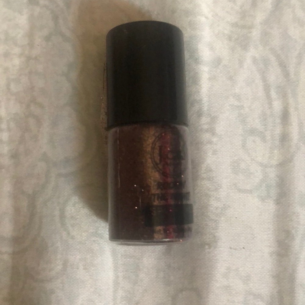Jcat eye glitter